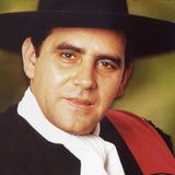 Oscar Palavecino conocido como el Chaqueño Palavecino, nació en Salta, Argentina. Es un cantautor de música folclórica. ¿Cuánto conoces sus canciones? - 00203